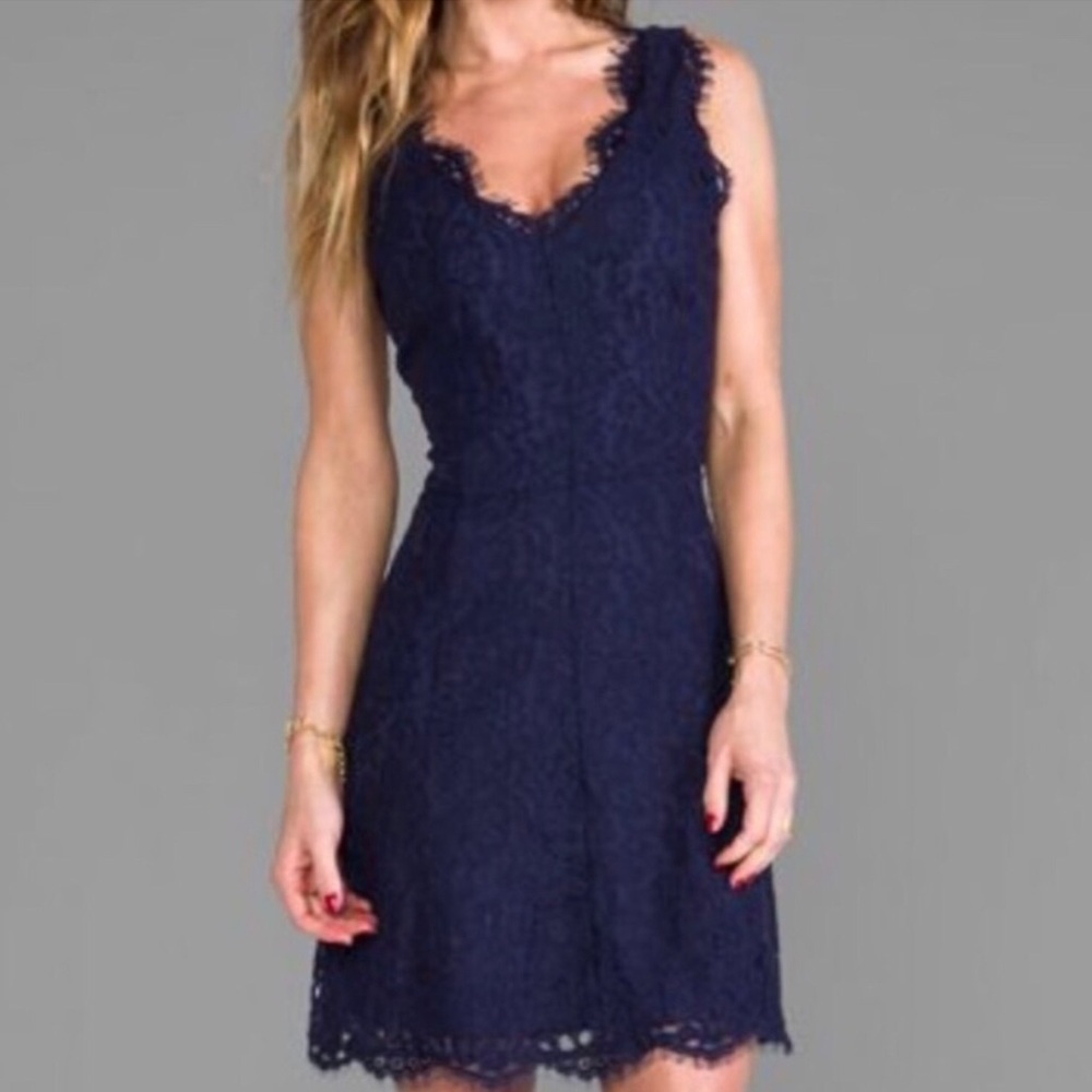 🆕 JOIE Navy Blue Rori V-Neck Lace Dress M